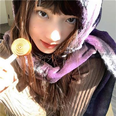 三块广告牌